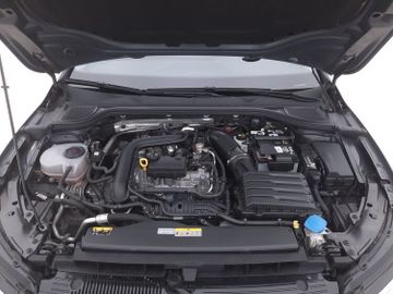 Volkswagen Golf - 8