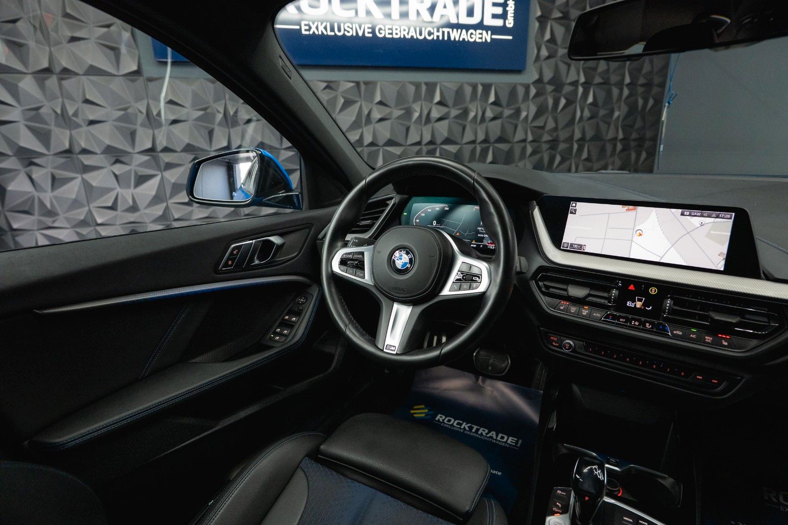 Fahrzeugabbildung BMW 118i M Sport Twin-Turbo Shadow Line *LED*DAB*
