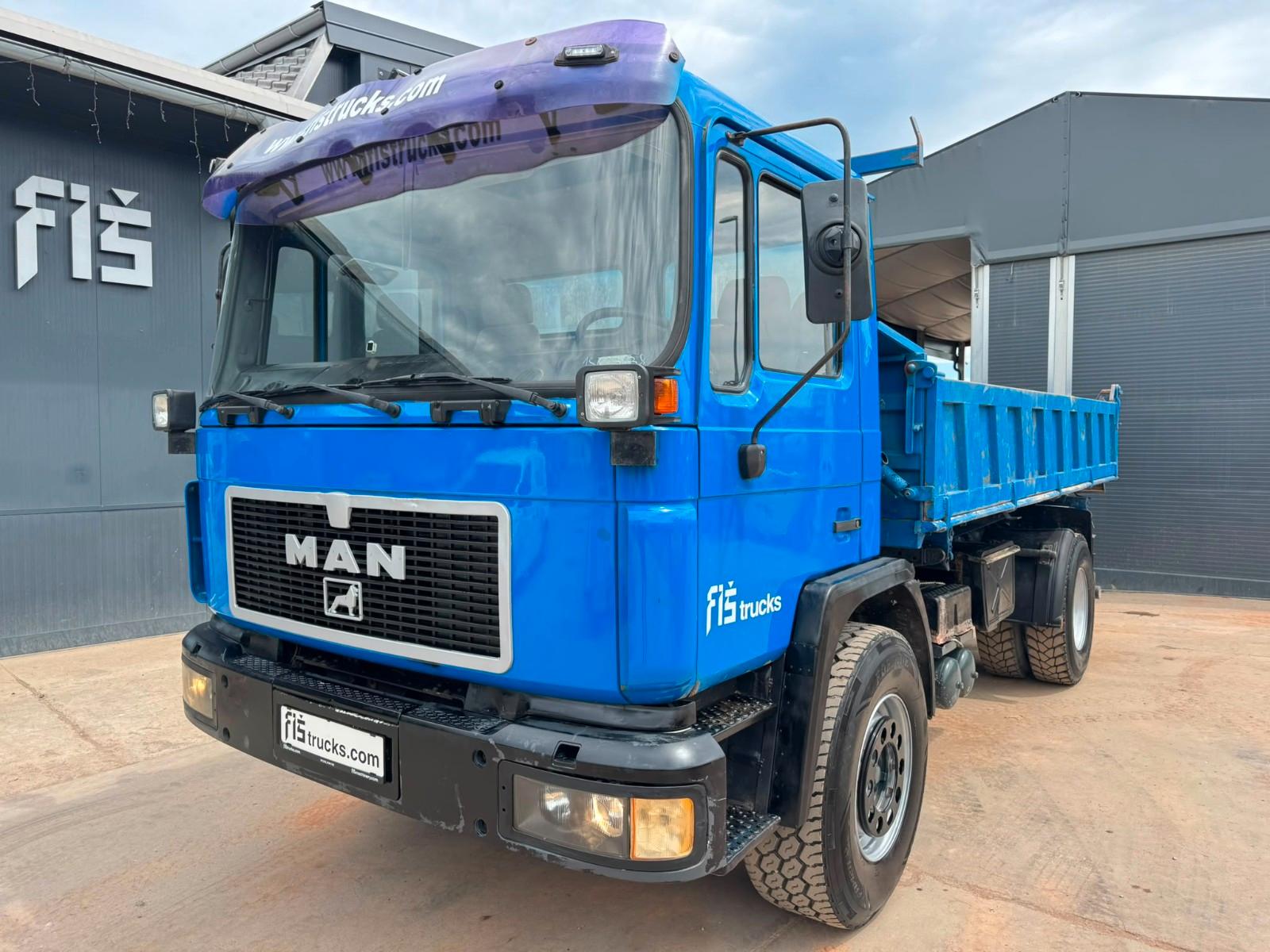 MAN 18.262 4x2 tipper - spring