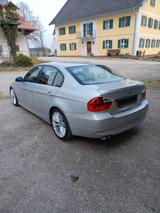 BMW E90 3.30 i - BMW i3 mit Benzin-Antrieb