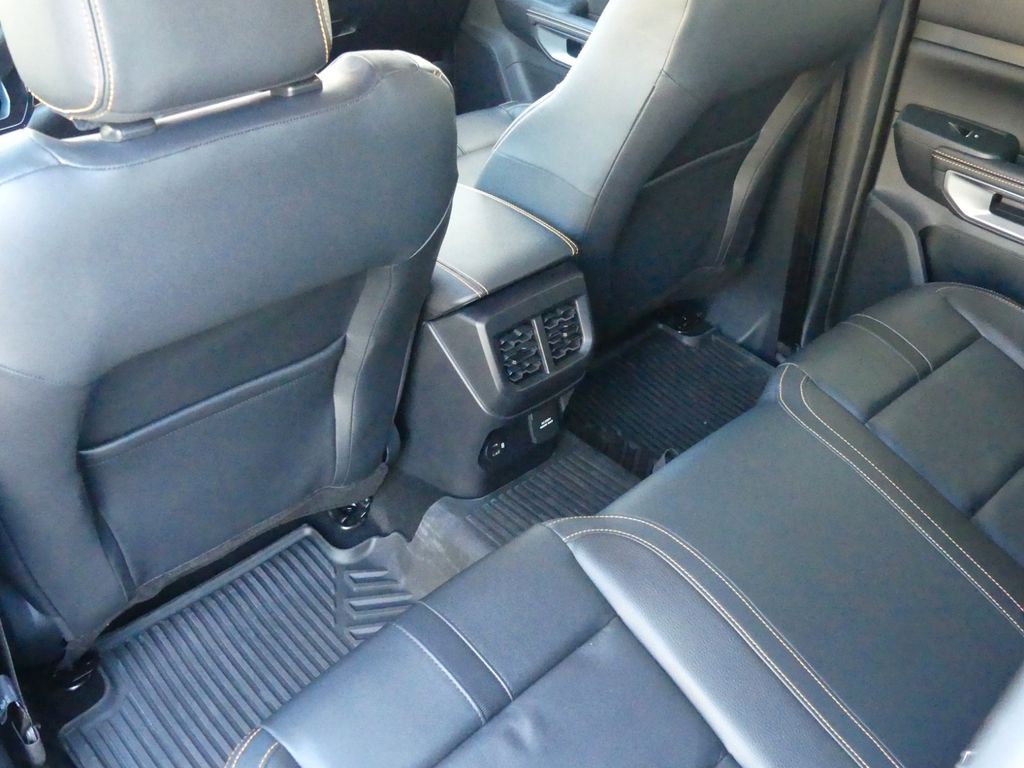 FORD Ranger Wildtrak e-4WD Doka* FORD Ranger Wildtrak e-4WD Doka*