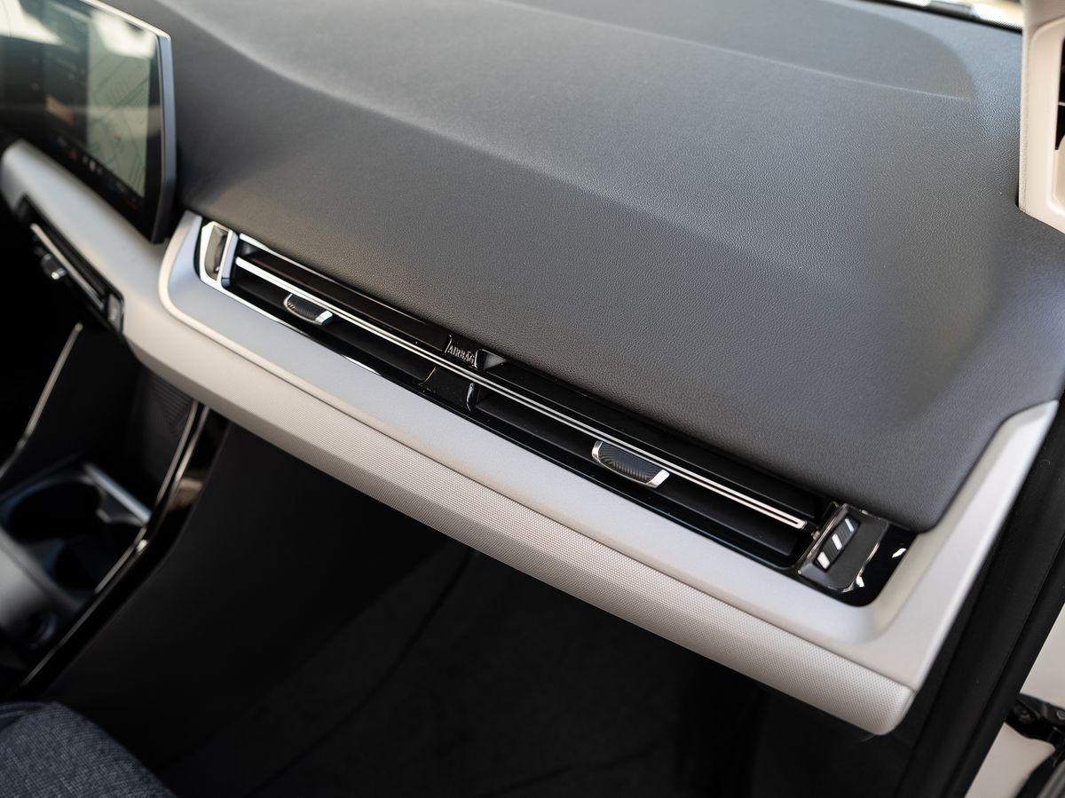 BMW Active 220i Active Tourer AHK Navi Kamera M Dachreling, миниатюра 7