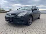 Hyundai i30 blue 1.4 Comfort - gebrauchte Hyundai i30 aus dem Jahr 2009