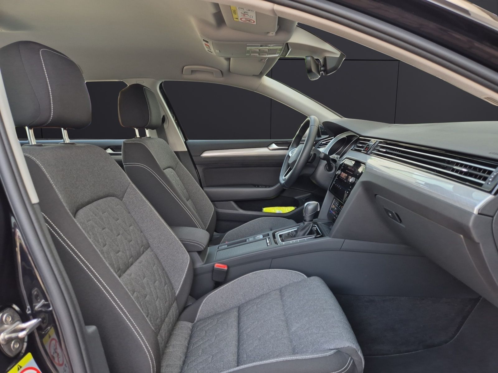 Fahrzeugabbildung Volkswagen Passat Variant TDI Business DSG Matrix Navi ACC