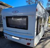 LMC VIVO 520E -MOVER -Markise- Einzelbetten-GFK  top - Wohnwagen Einzelbetten