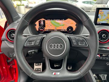 Fahrzeugabbildung Audi SQ2 2.0 TFSI quattro ACC Pano 19" Raute