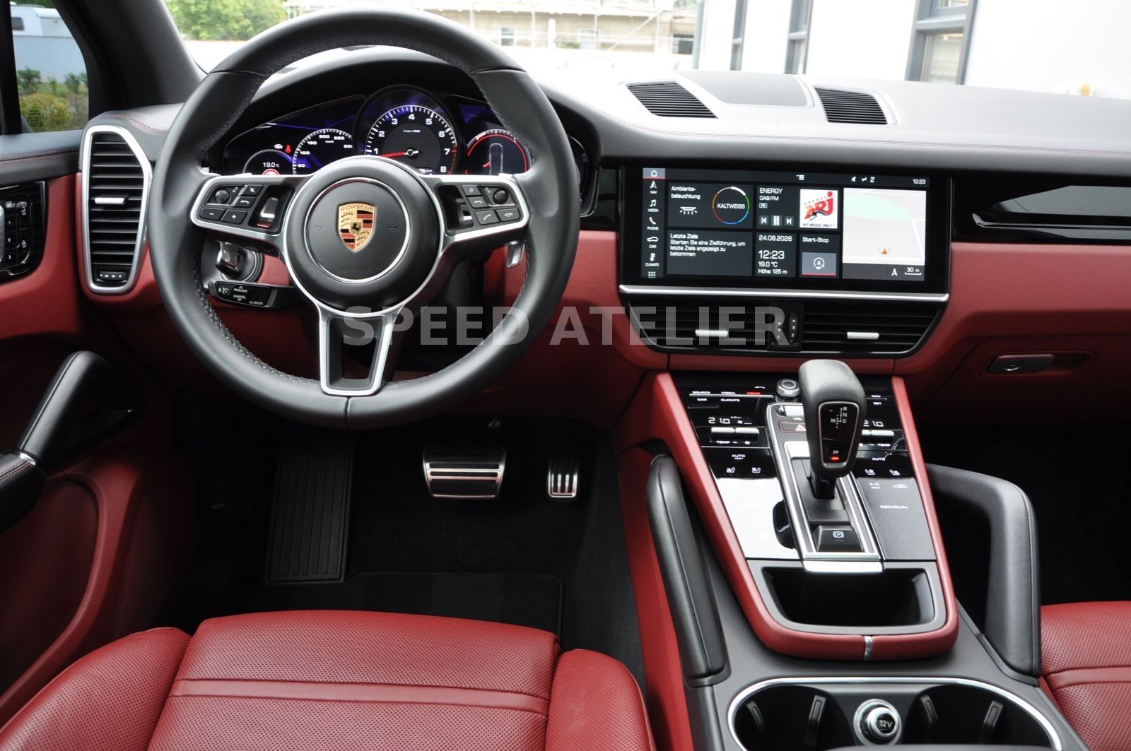 Porsche Cayenne S APPROVED 21 PANO PASM AGA LED 1.HAND foto 19
