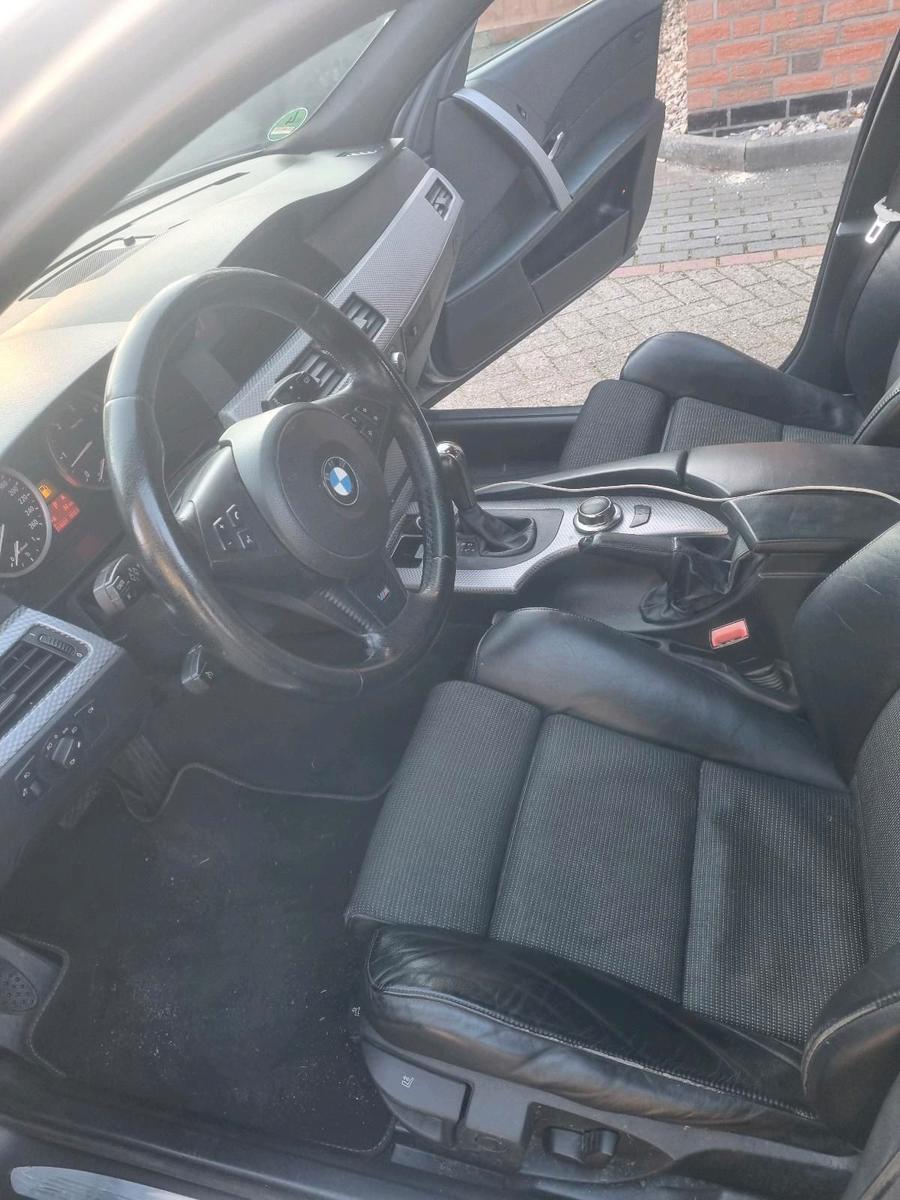 BMW 530 2006 — салон