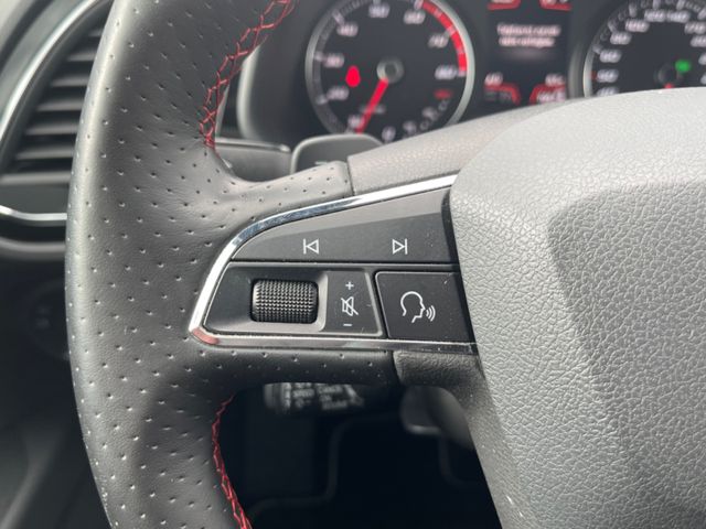 Leon FR 2.0 TSI DSG *Navi/ACC/PDC/LED/FullLink*