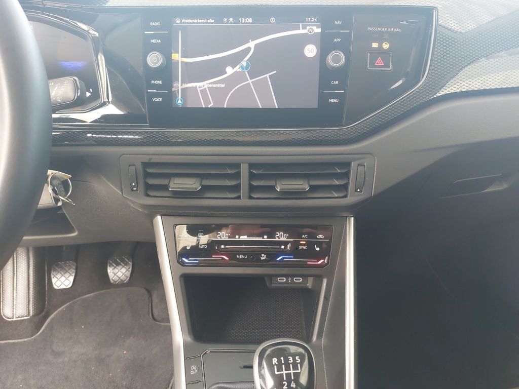 Fahrzeugabbildung Volkswagen Polo 1.0 TSI Life ACC Navi IQ Drive