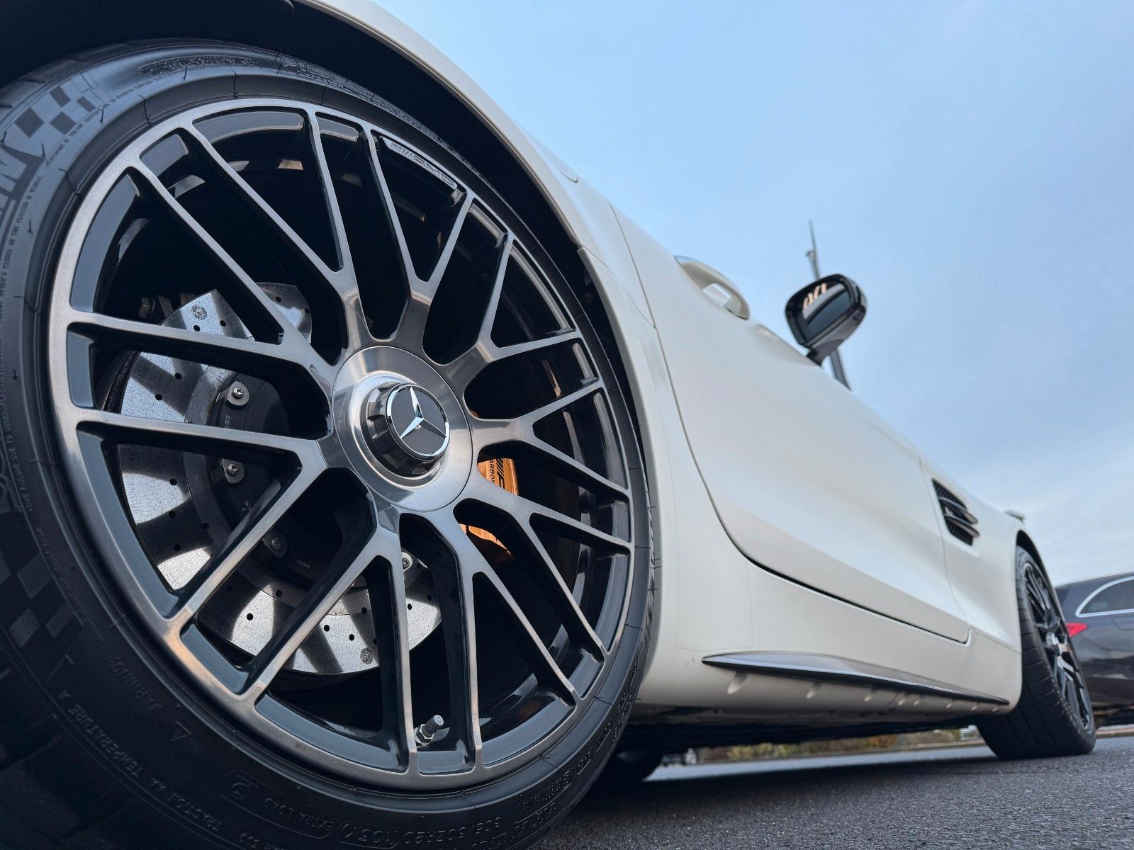 Fahrzeugabbildung Mercedes-Benz AMG GT C Edition50 Keramik+Pano+Burm+AGA
