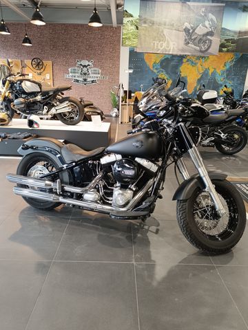 Harley-Davidson FLS 103 Softail Slim Sportauspuff von Ricks vorh