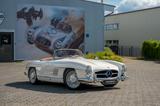 Mercedes-Benz 300 SL Roadster / Scheibenbremsen / Gussmotor - Mercedes-Benz 300 Oldtimer mit Benzin-Antrieb