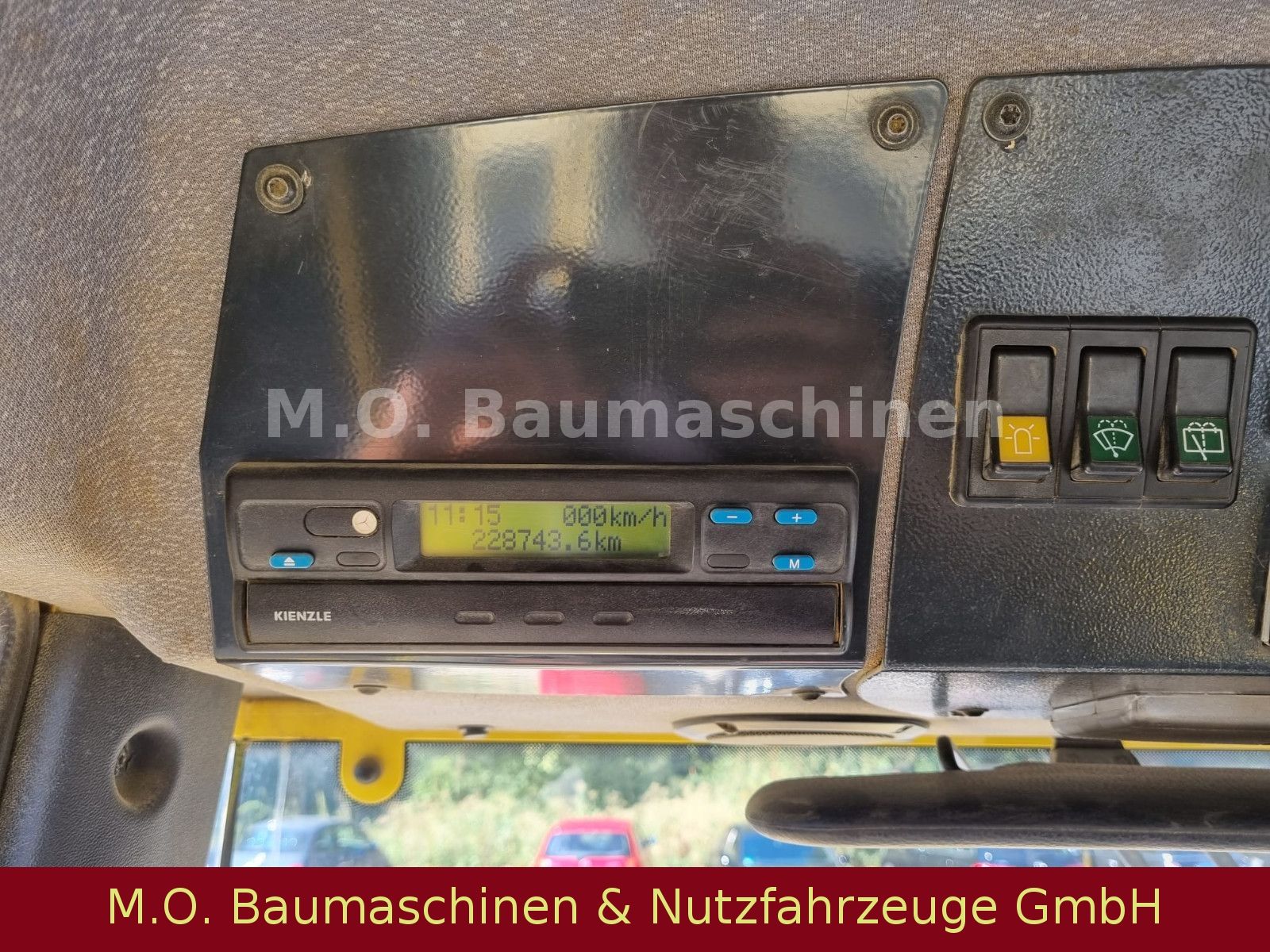 Fahrzeugabbildung BOMAG BW 216 DH-4 / AC / 6 Zyl.Deutz /