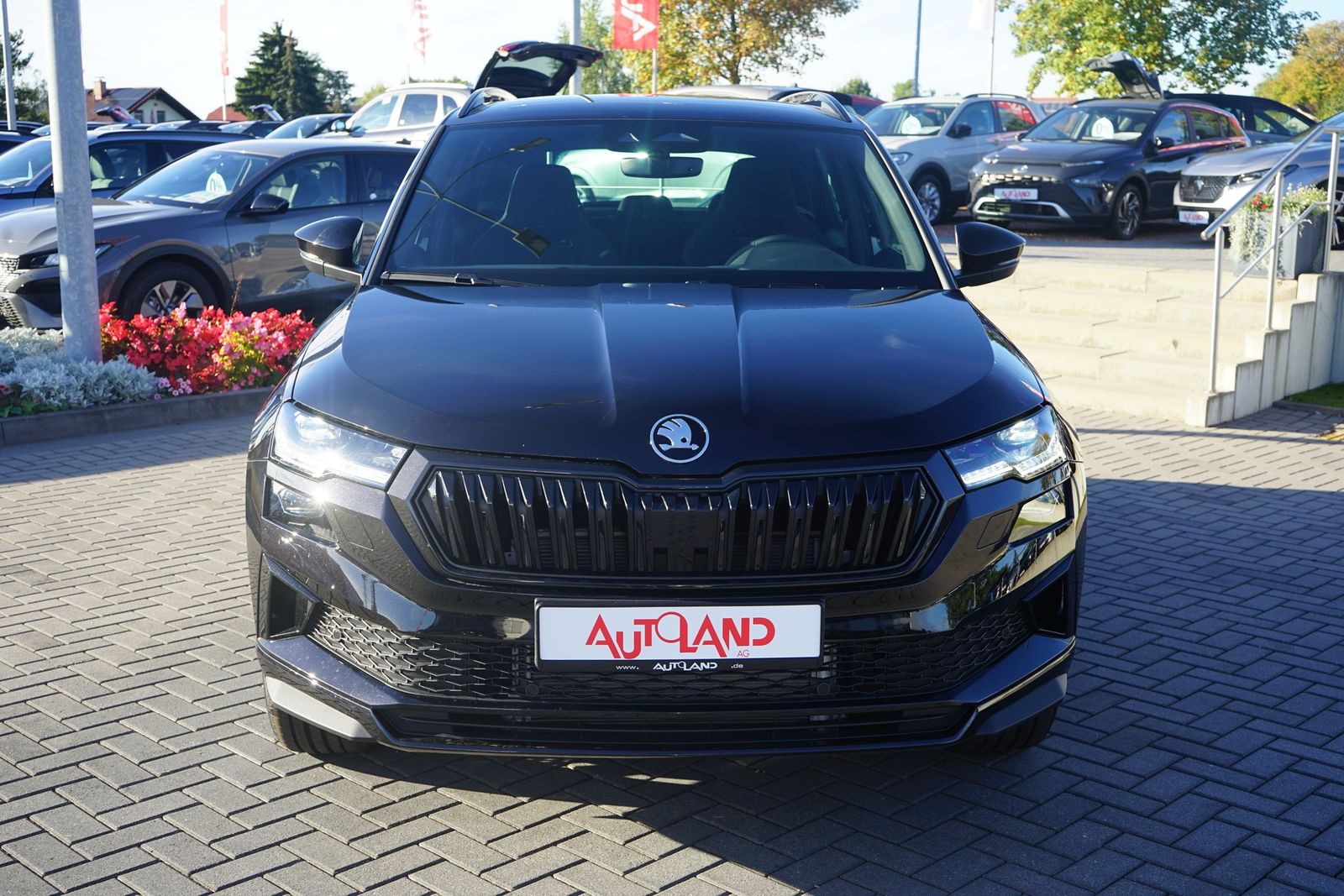 Skoda Karoq Sportline 1.5 TSI DSG Matrix ACC AHK Navi imagem 3