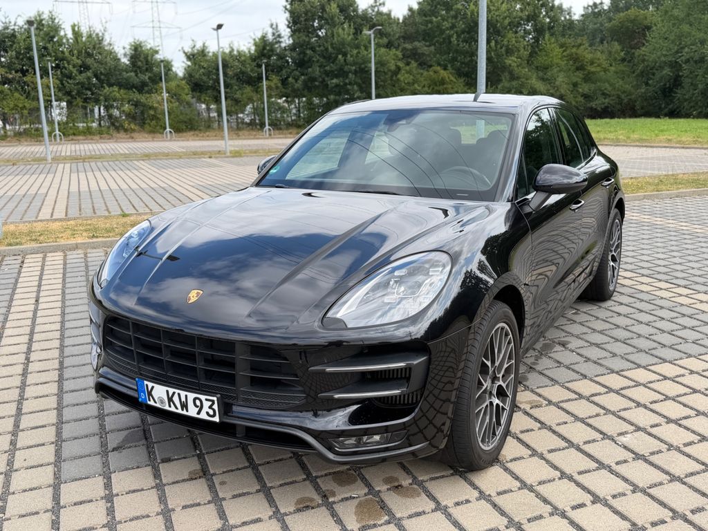 Image of Porsche Macan