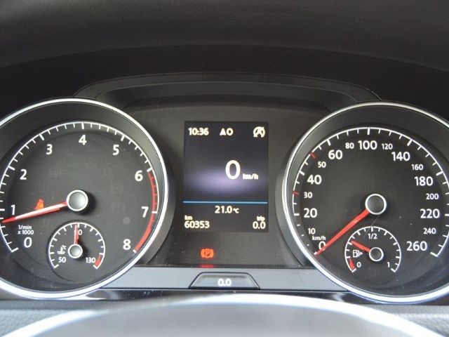 Golf VII 1.5 TSI 150 PS Highline AHK/LED/NAVI/BU
