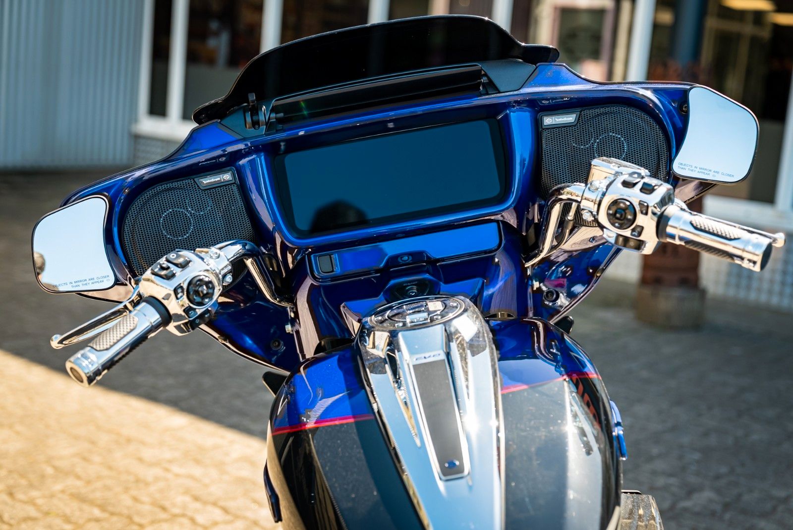 Fahrzeugabbildung Harley-Davidson CVO Street Glide FLHXSE 121 CUI MY25