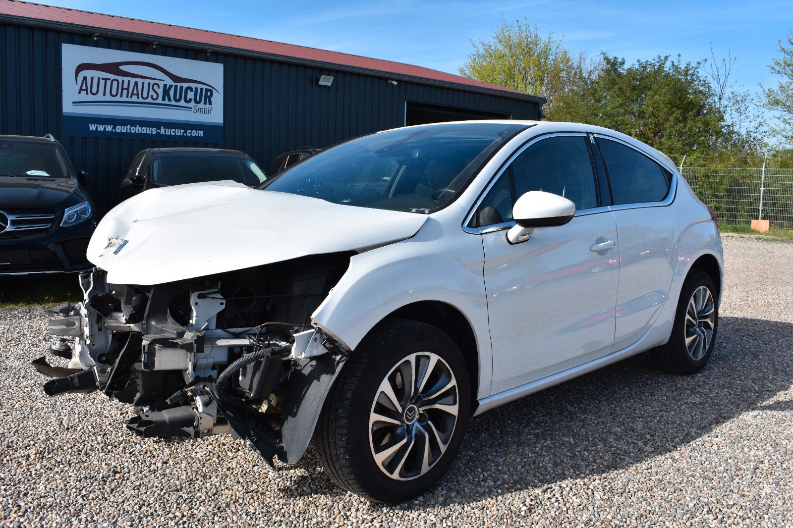 Fahrzeugabbildung Citroën DS4 SoChic