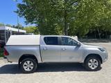 Toyota Hilux 2.4 Double Cab Comfort 4x4 *Klima*HARDTOP* - graue Toyota Hilux