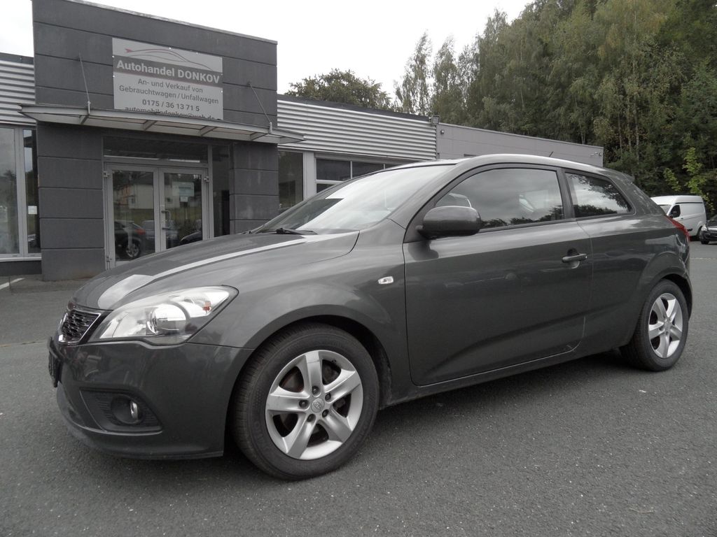 Kia cee'd / Ceed