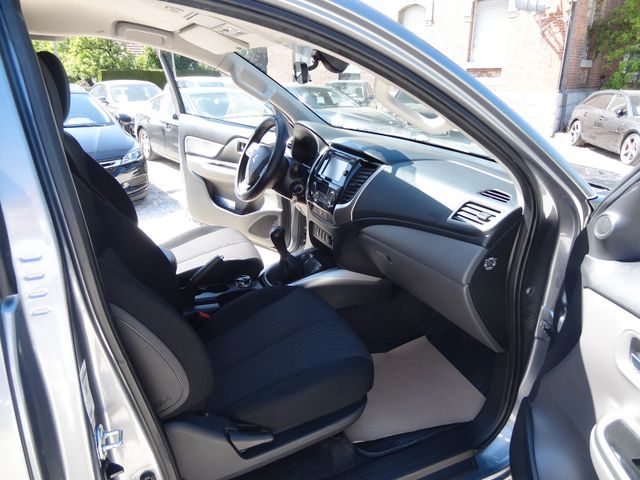 Fahrzeugabbildung Mitsubishi L 200 Plus Club Cab 4x4/AHK-3.500kg/1.Hd/Hardtop