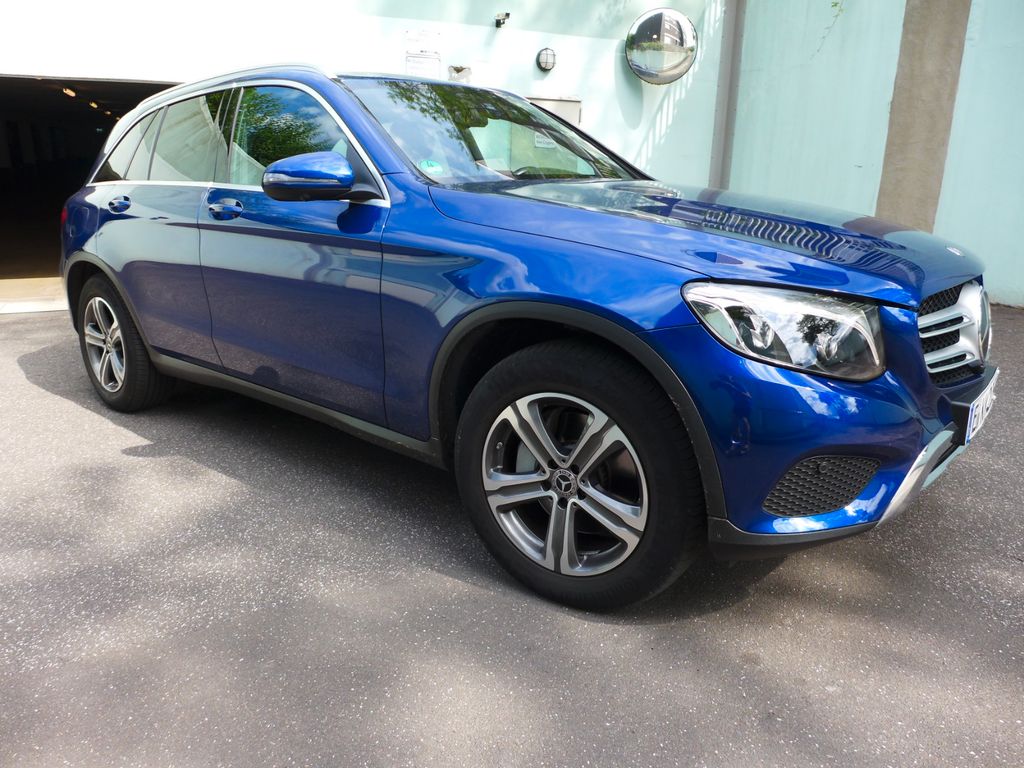 Image of Mercedes-Benz GLC 250