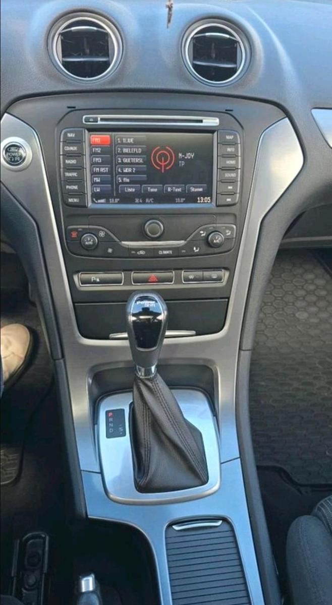 Ford Mondeo 2014 — photo 8