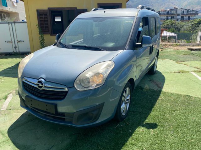 Opel Combo 1.6 CDTi 105CV PC-TN Elective