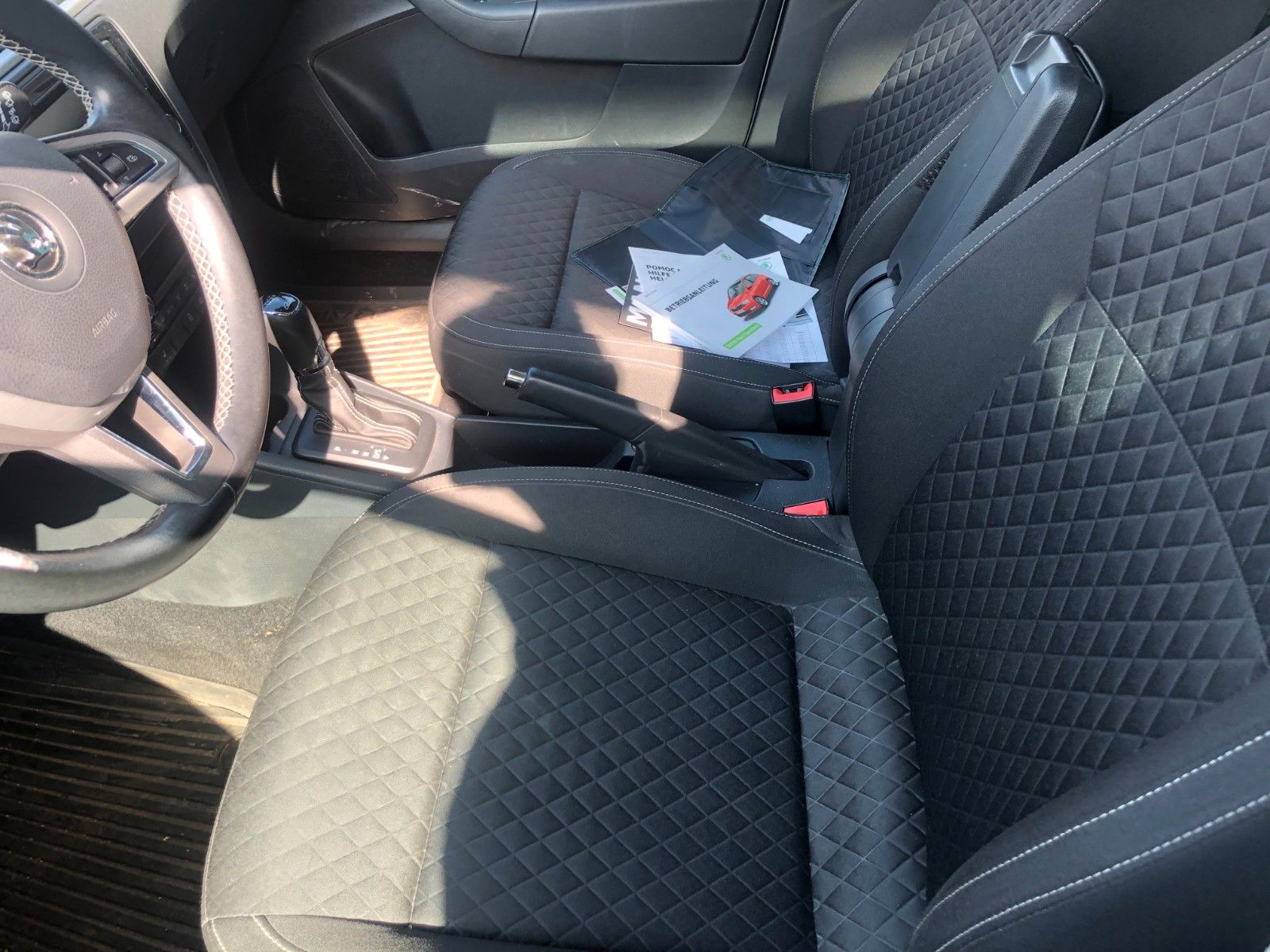 Fahrzeugabbildung SKODA Rapid Spaceback Edition Unfall Front