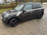 MINI  Cooper Countryman mit wenig Km - MINI Cooper Countryman aus 2015
