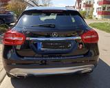 Mercedes-Benz GLA 180 Urban /  TÜV neu - Mercedes-Benz GLA 180: Privatanbieter