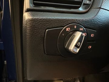 MYAUTOCENTER – Gebraucht- und Jahreswagen mit Werkstattservice in Pfaffenhofen BMW X1 18 d xDrive *MPaket*Klima*SHZ*Navi*Xenon*