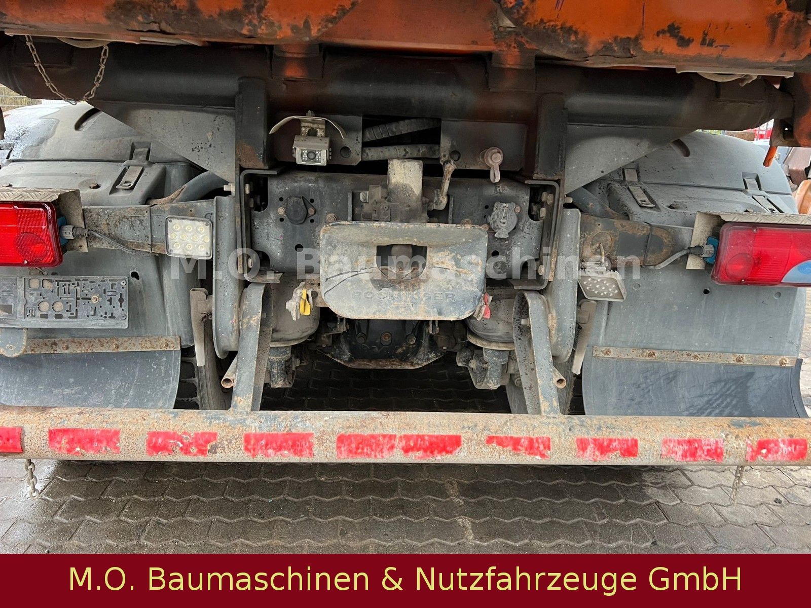 Fahrzeugabbildung MAN TGS 26.440 / 6x6 / Bordmatik / Plane / AC /