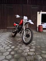 Honda XR 600 R  - HONDA XR600