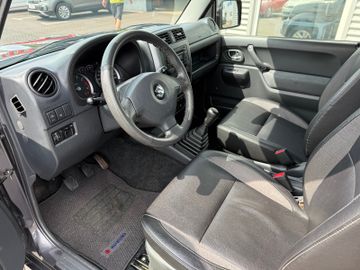Suzuki Jimny 1.3 4WD Style+AHK+Shz+Klima+Teilleder