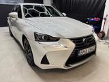 Lexus IS300h Low original documented mileage! - Lexus IS 250: Limousine