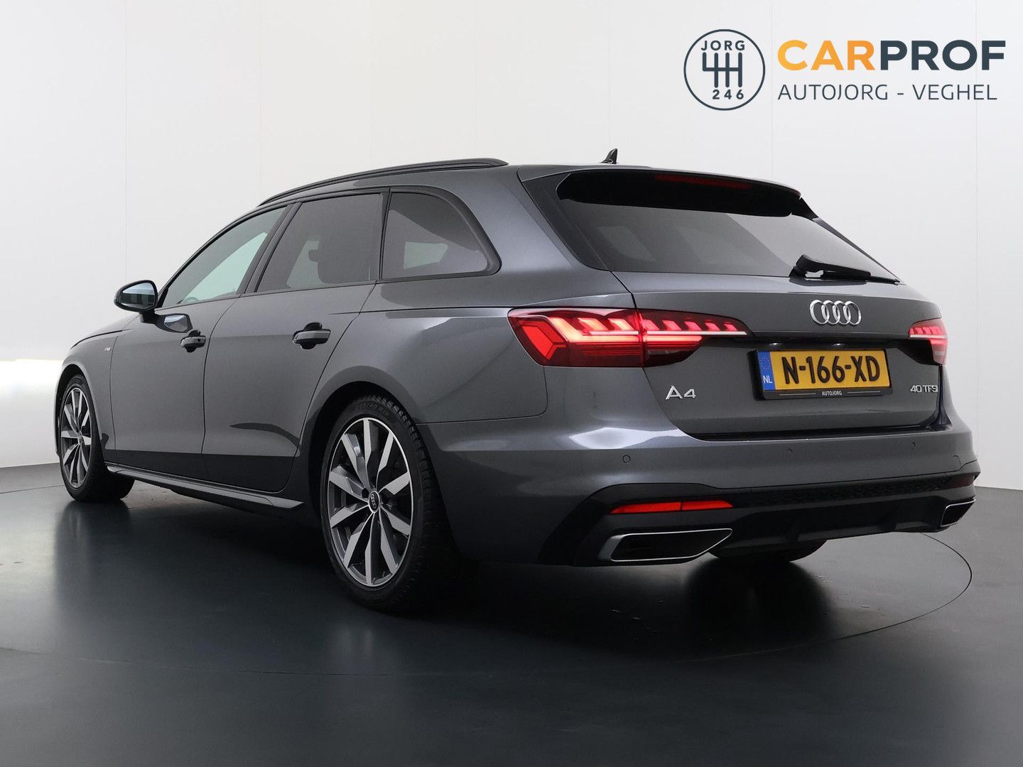 Audi A4 Avant 40 TFSI S- Line 2.0 TFSi 204 PK Competi imagem 2