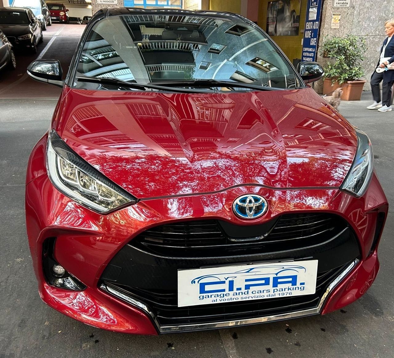 Toyota Yaris 1.5 Hybrid 5 porte Style imagem 2