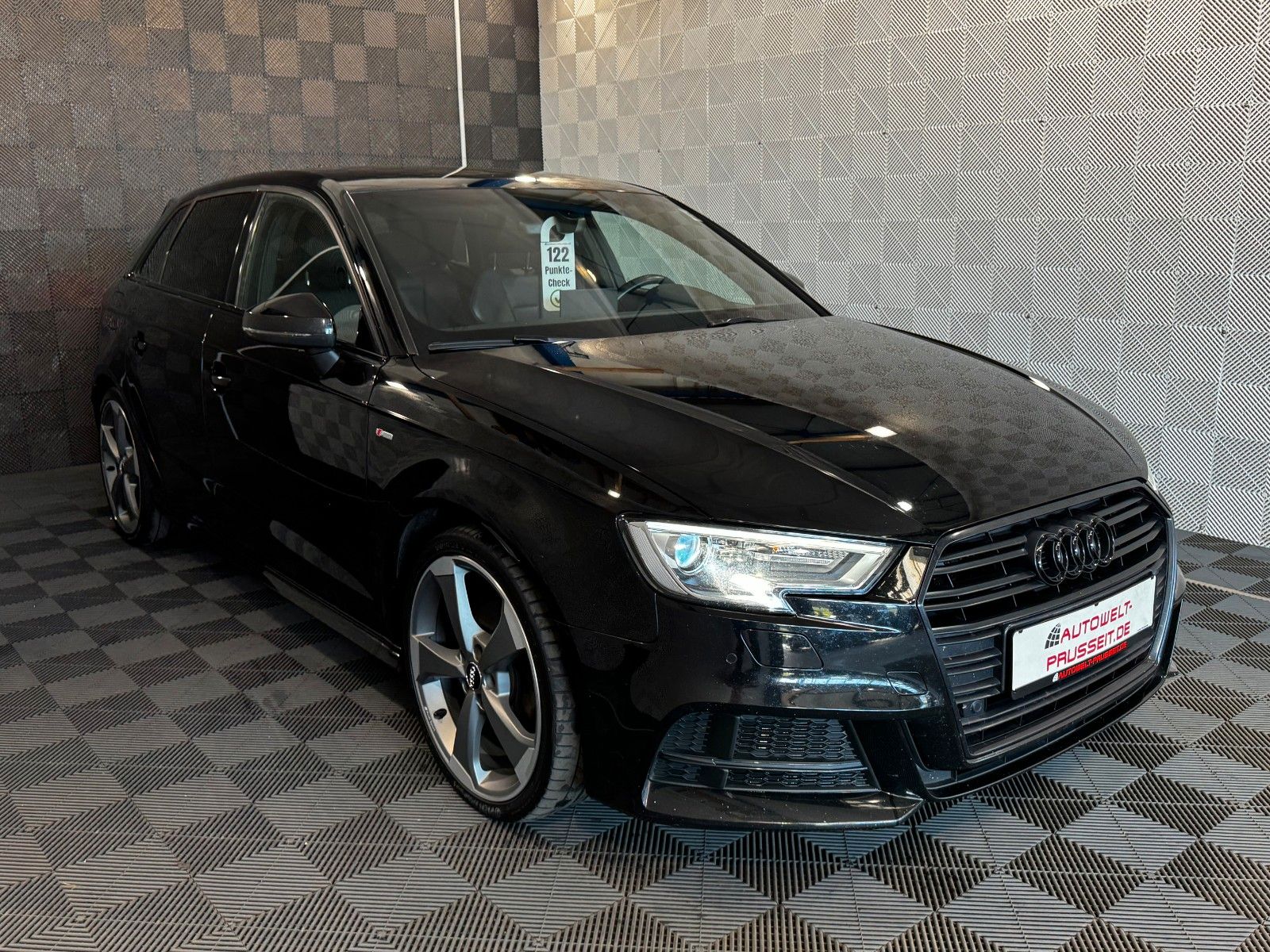 Gebrauchtwagen Audi A3 A3 Sportback*SPORT*BLACK EDITION*B&O-PDC-SHZ-19" in Horb am Neckar