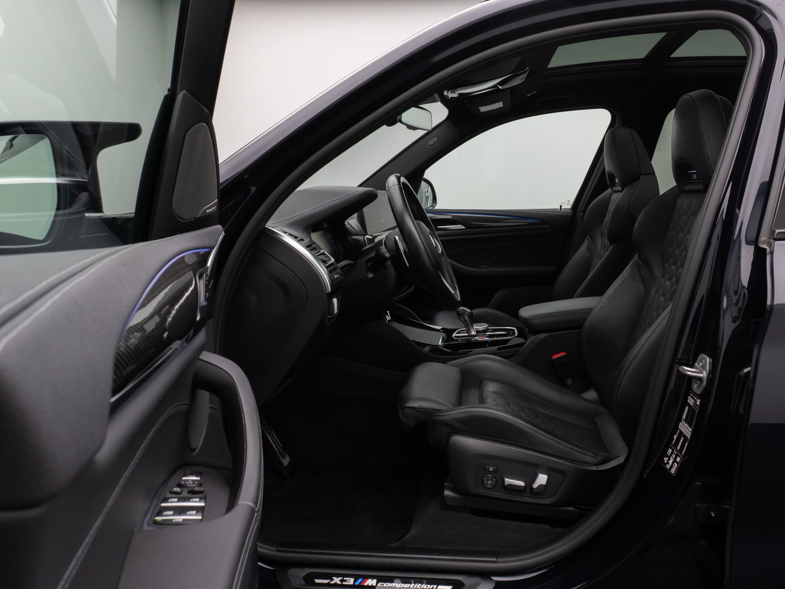 Fahrzeugabbildung BMW X3 M Competition Laser Panoram HUD DAB H/K 360°