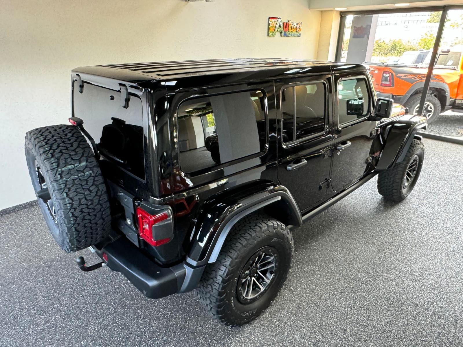 Fahrzeugabbildung Jeep RUBICON X 3.6L-V6-CAM-35"-AHK-HT