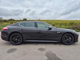 Porsche Panamera 4S S - Porsche Panamera aus 2010: 4s