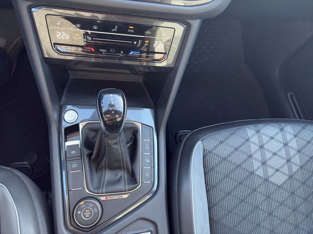 Tiguan Allspace 2.0TSI DSG 4Motion R-Line Navi, 