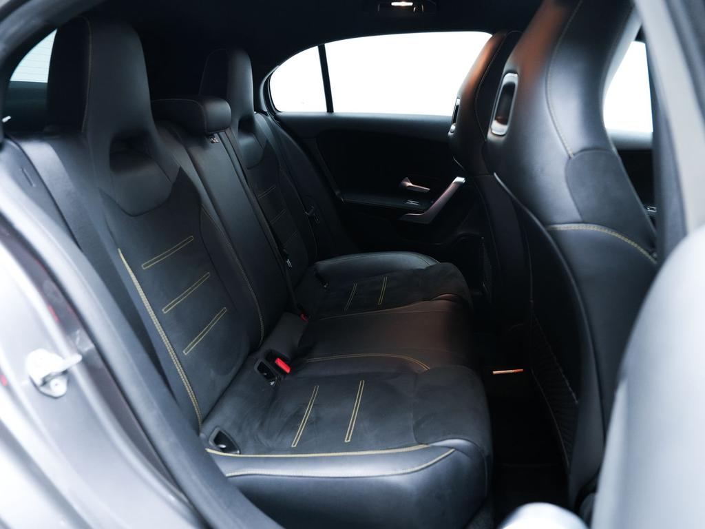 Mercedes-Benz A 45 AMG