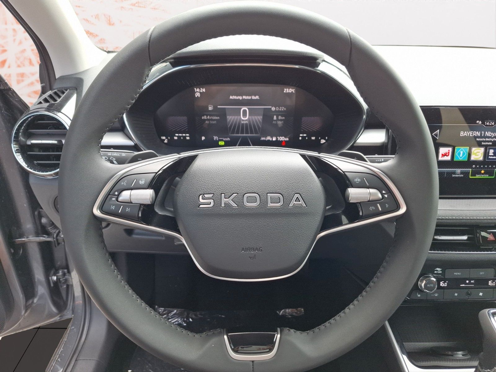 Fahrzeugabbildung SKODA Fabia Selection ! LED ! beh. Lenkrad !
