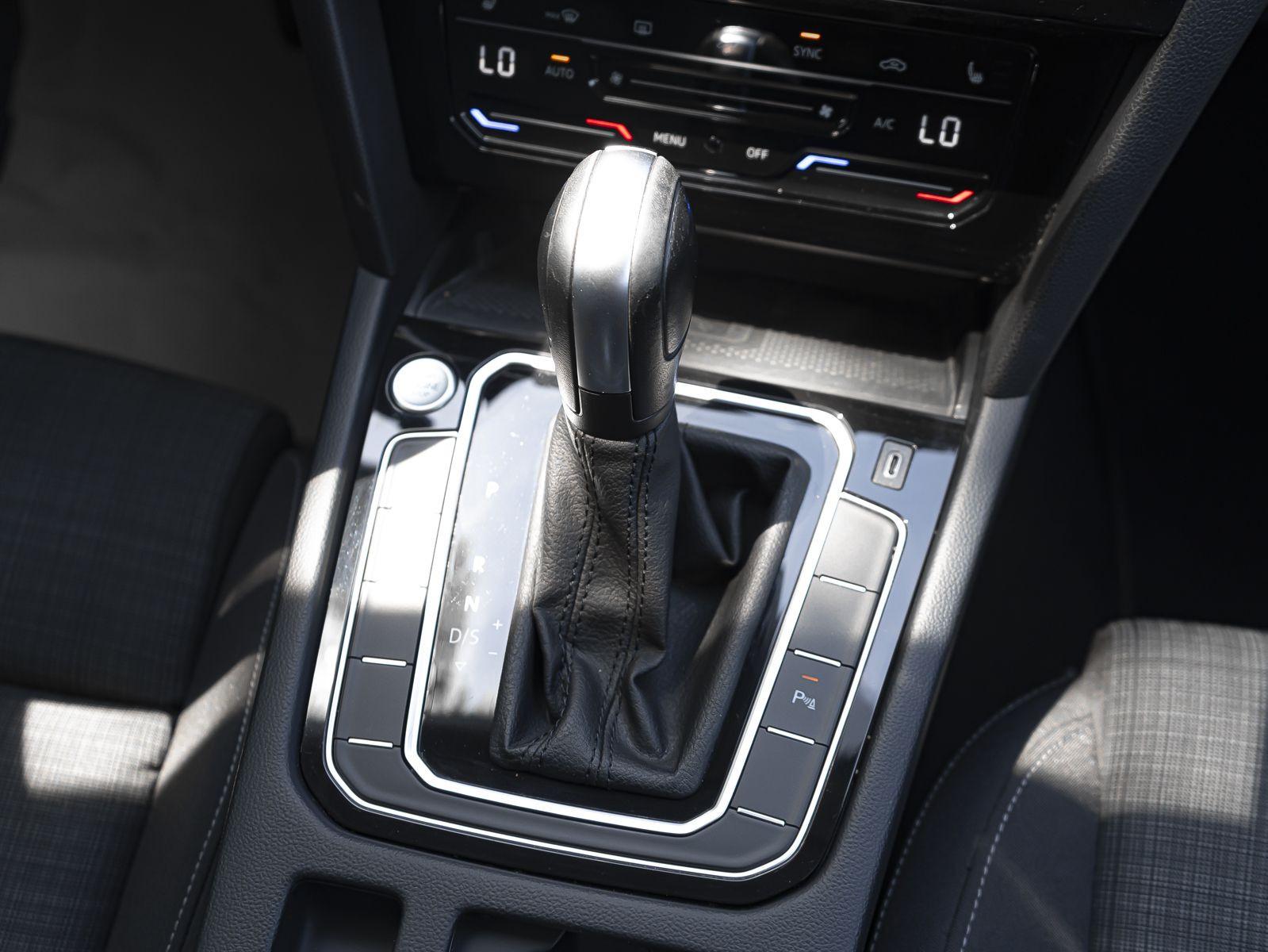 Volkswagen Passat Business 1.5 TSI LED Navi AHK Par, миниатюра 14