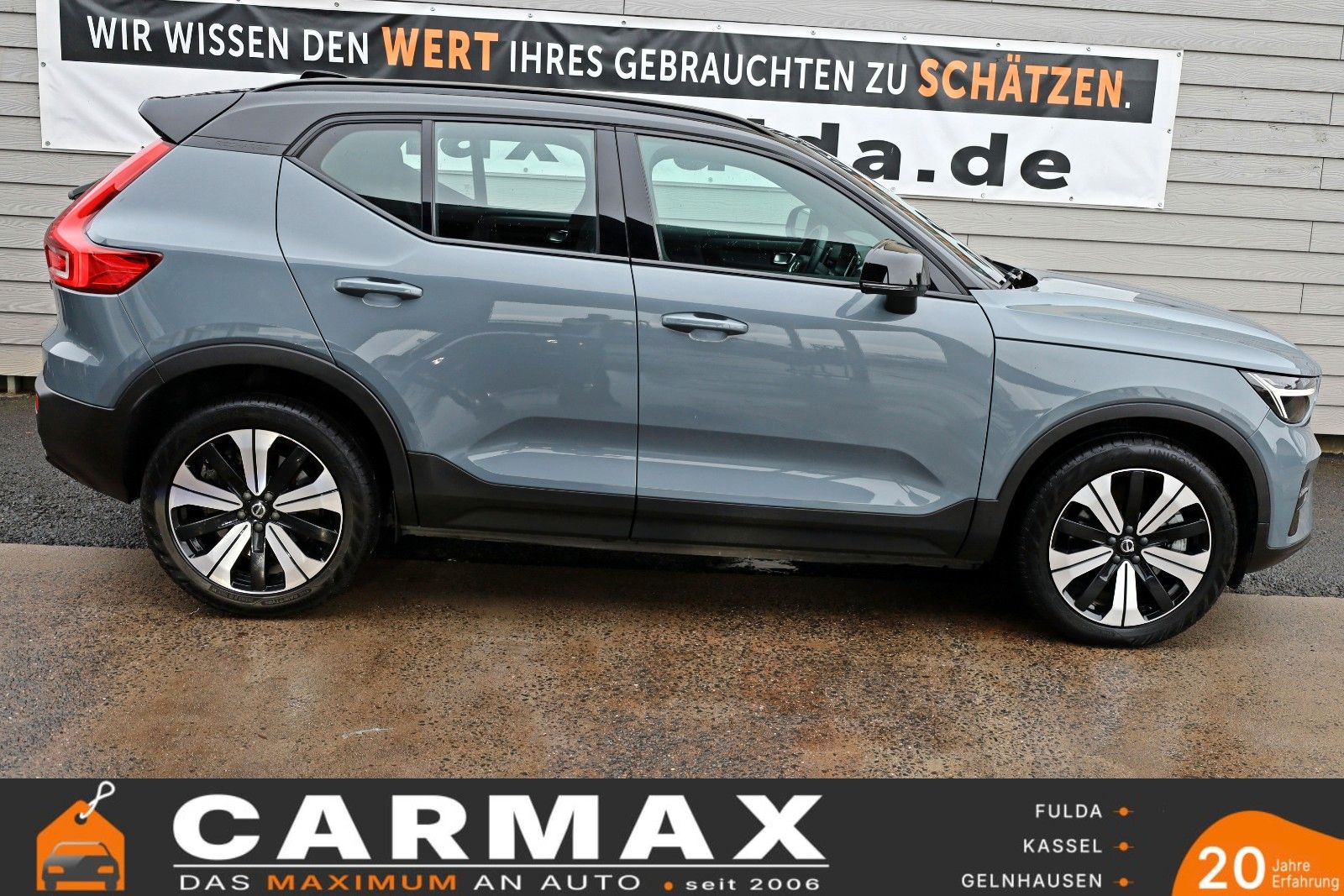 Fahrzeugabbildung Volvo XC40 Plus Recharge Navi,SH,StandHZ,Kamera,ACC