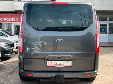 Ford Tourneo Custom - 7