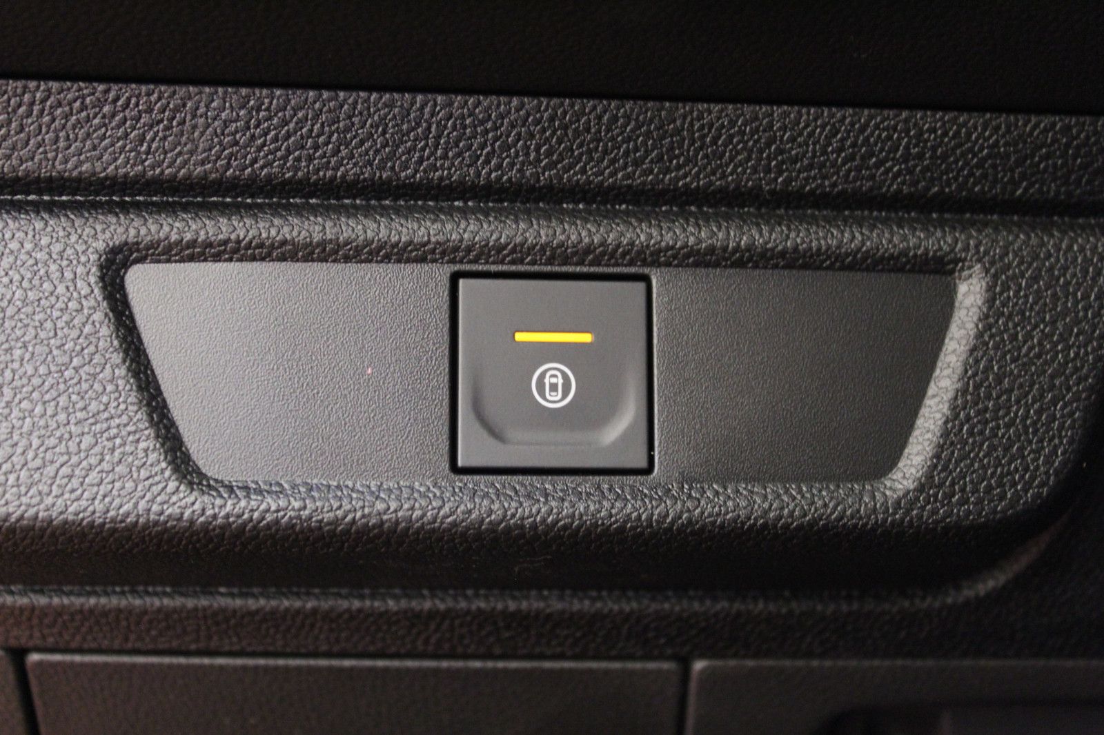 Fahrzeugabbildung Dacia Sandero Stepway TCe 90 auto Extreme*City-Paket*